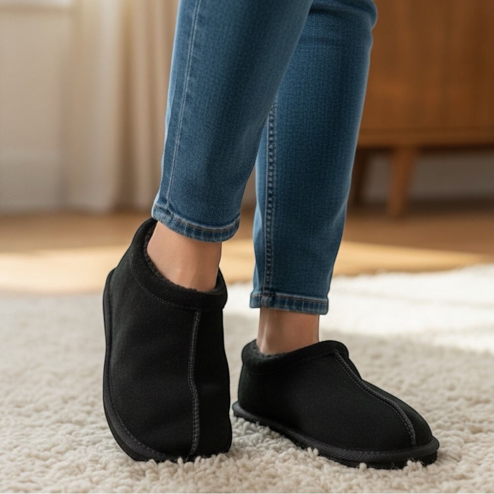 Stars Above Amira Suede Clog Slippers, Round‎ Toe Women's Black, Size 5